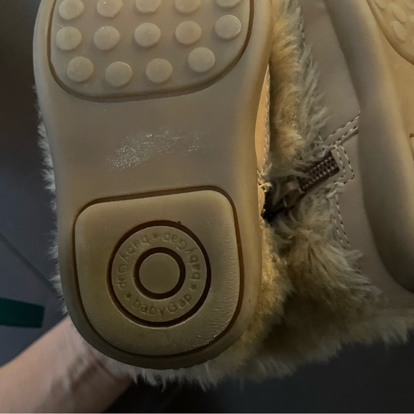 Baby Gap Size 3 Booties - Picture 8 of 9